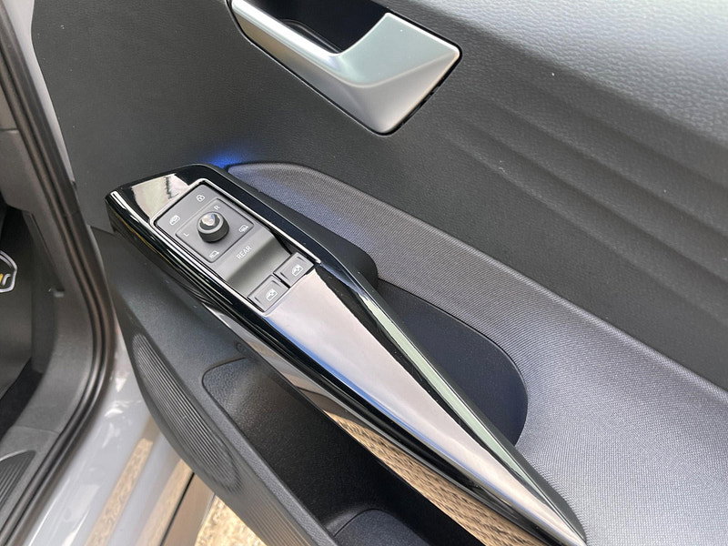 Volkswagen ID.3 Pro Performance 58kWh Life Auto 5dr