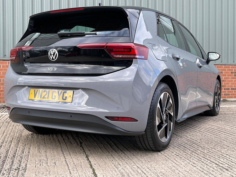 Volkswagen ID.3 Pro Performance 58kWh Life Auto 5dr