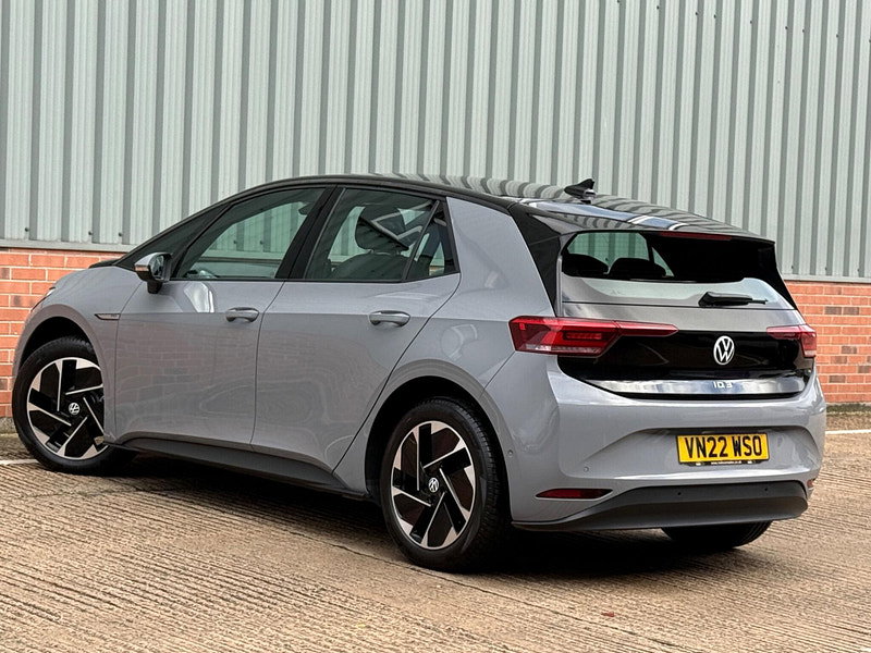 Volkswagen ID.3 Pro Performance 58kWh Life Auto 5dr