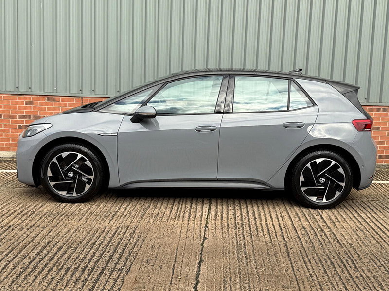 Volkswagen ID.3 Pro Performance 58kWh Life Auto 5dr