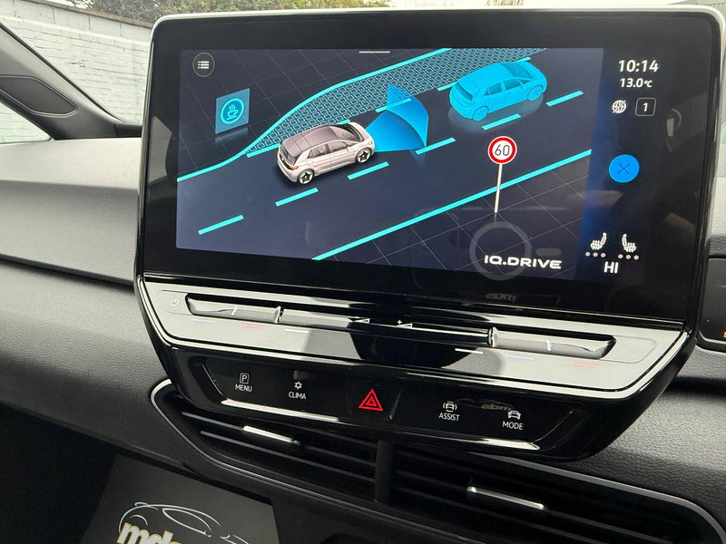 Volkswagen ID.3 Pro Performance 58kWh Life Auto 5dr