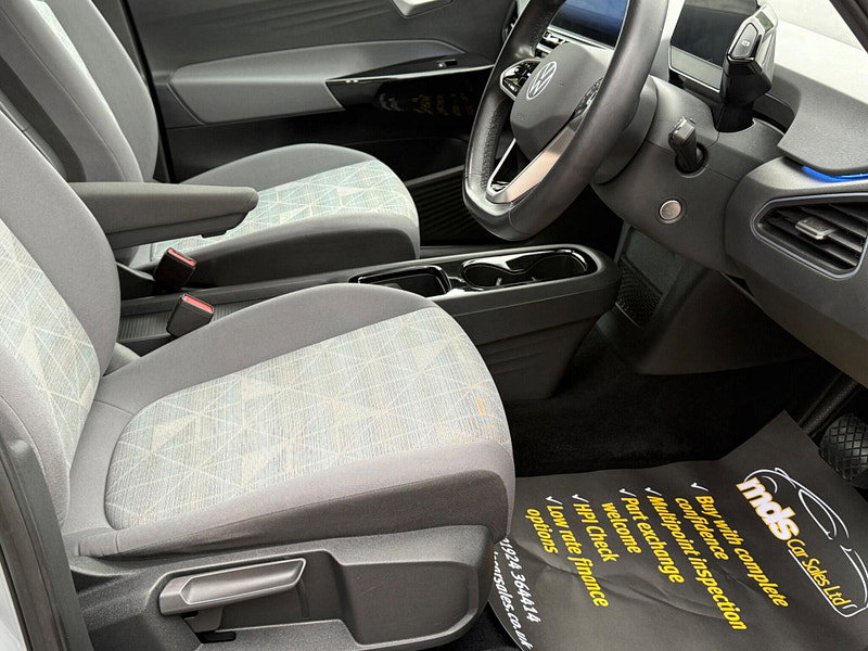 Volkswagen ID.3 Pro Performance 58kWh Life Auto 5dr