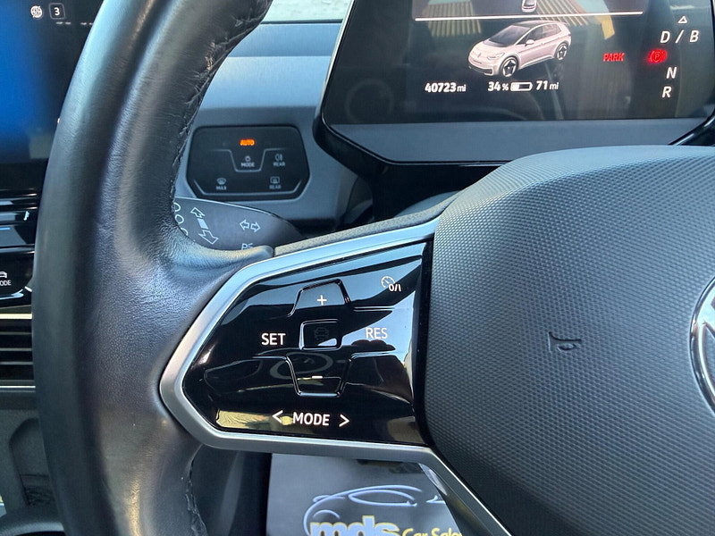 Volkswagen ID.3 Pro Performance 58kWh Life Auto 5dr