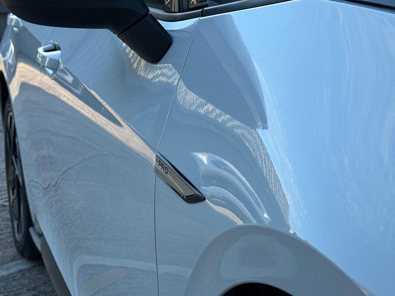 Volkswagen ID.3 Pro Performance 58kWh Life Auto 5dr