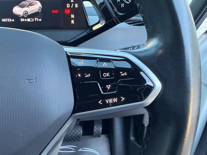 Volkswagen ID.3 Pro Performance 58kWh Life Auto 5dr