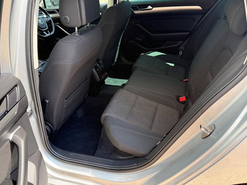 Volkswagen Passat 2.0 TDI SE Business Euro 6 (s/s) 5dr