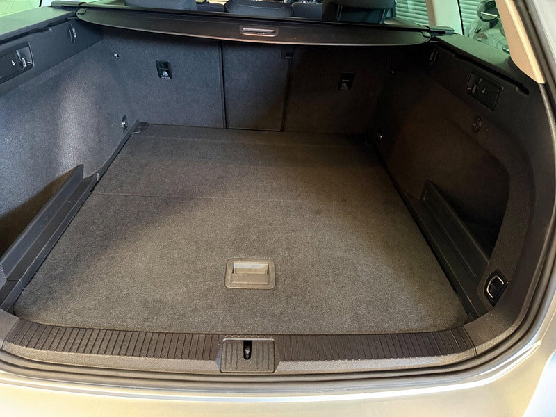 Volkswagen Passat 2.0 TDI SE Business Euro 6 (s/s) 5dr