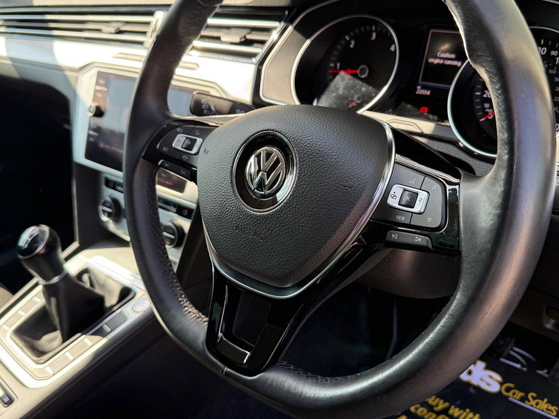 Volkswagen Passat 2.0 TDI SE Business Euro 6 (s/s) 5dr