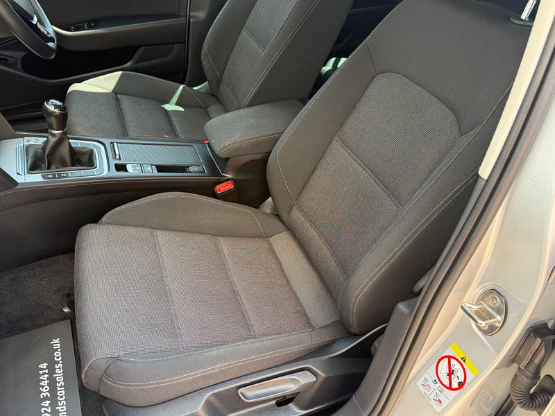 Volkswagen Passat 2.0 TDI SE Business Euro 6 (s/s) 5dr