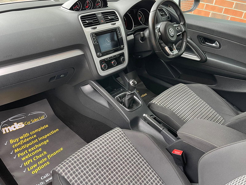 Volkswagen Scirocco 1.4 TSI BlueMotion Tech Euro 6 (s/s) 3dr