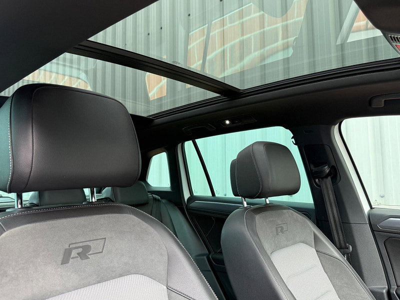 Volkswagen Tiguan 2.0 TDI R-Line Tech DSG 4Motion Euro 6 (s/s) 5dr