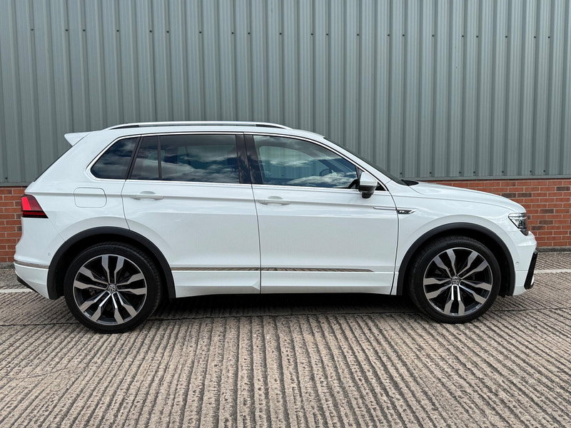 Volkswagen Tiguan 2.0 TDI R-Line Tech DSG 4Motion Euro 6 (s/s) 5dr