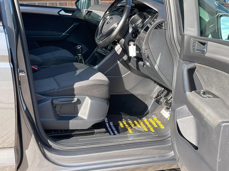 Volkswagen Touran 1.6 TDI BlueMotion Tech SE Family Euro 6 (s/s) 5dr