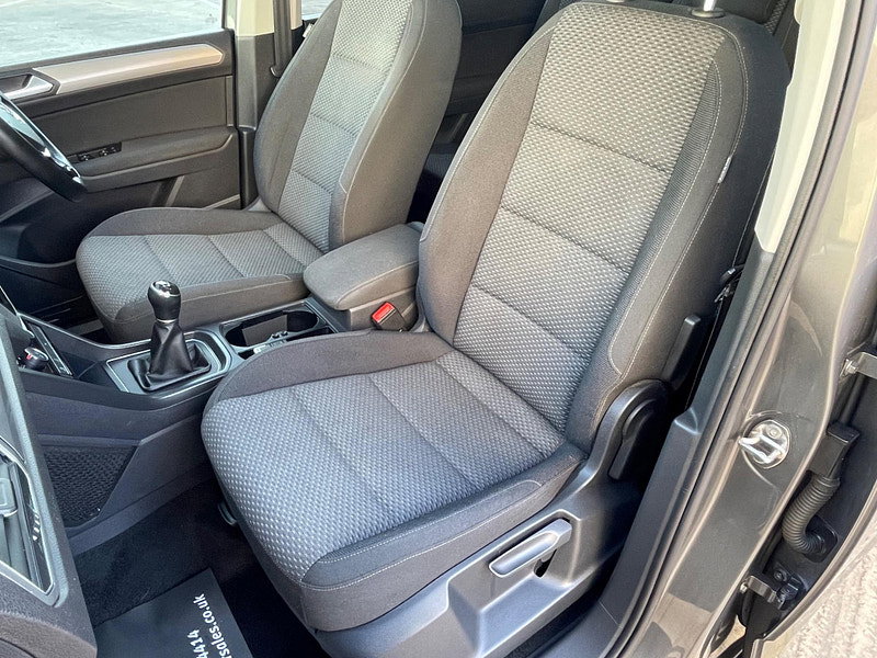 Volkswagen Touran 1.6 TDI BlueMotion Tech SE Family Euro 6 (s/s) 5dr