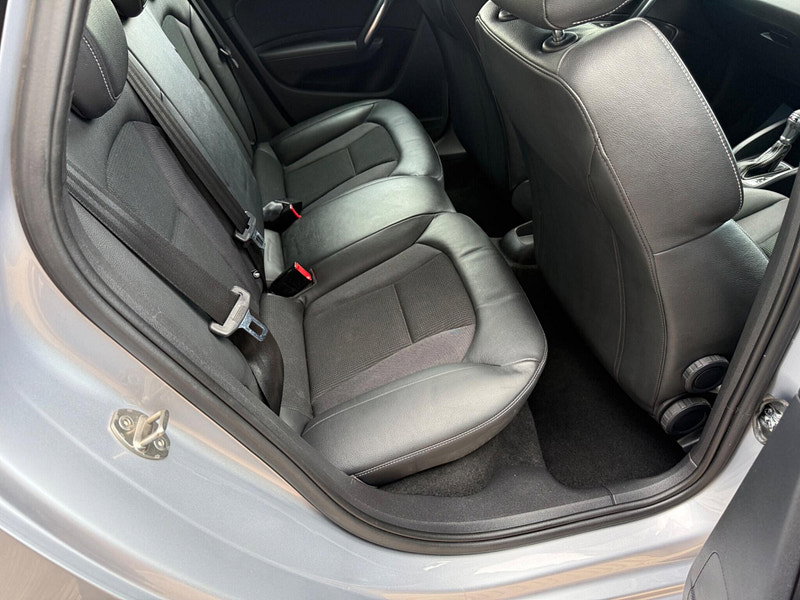 Audi A1 1.6 TDI S line Sportback S Tronic Euro 6 (s/s) 5dr