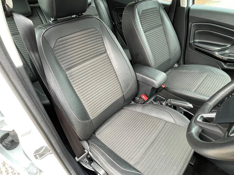 Ford EcoSport 1.0T EcoBoost Titanium Euro 6 (s/s) 5dr