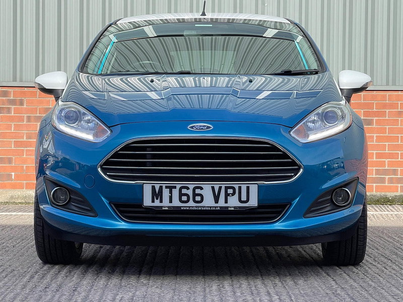 Ford Fiesta 1.25 Zetec Blue Edition Euro 6 5dr