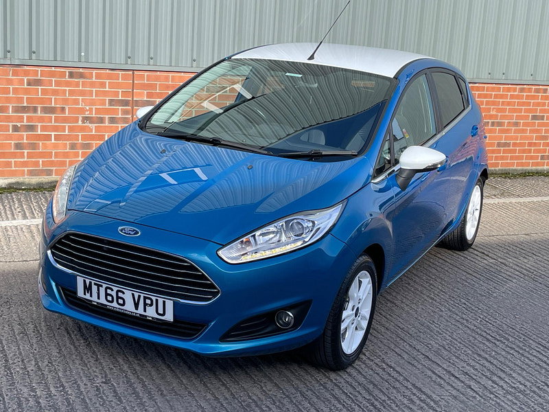 Ford Fiesta 1.25 Zetec Blue Edition Euro 6 5dr
