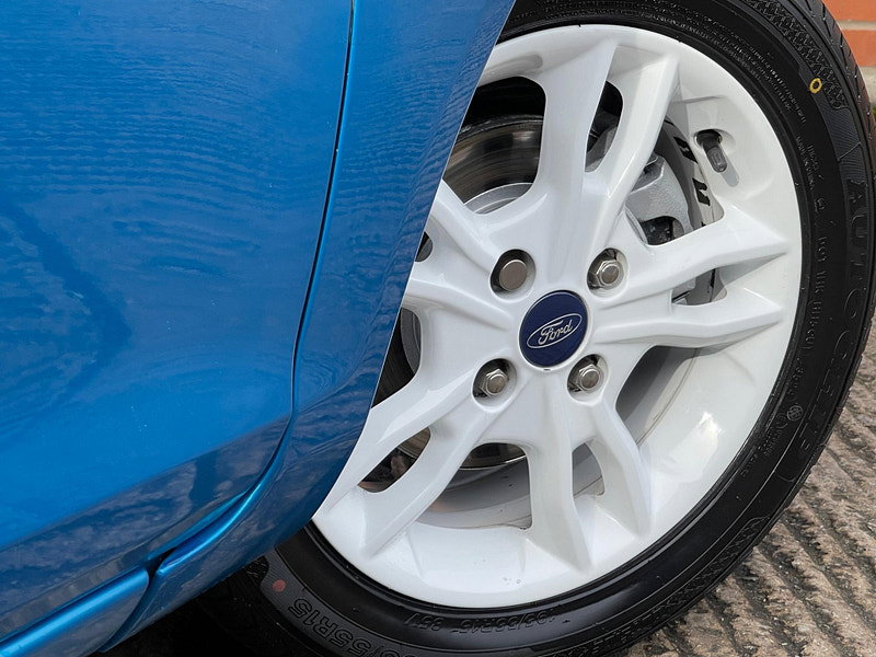 Ford Fiesta 1.25 Zetec Blue Edition Euro 6 5dr