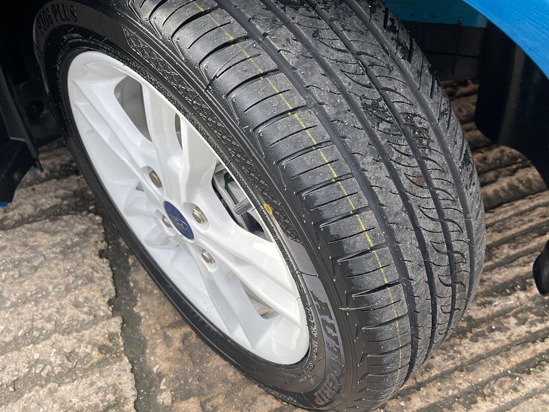 Ford Fiesta 1.25 Zetec Blue Edition Euro 6 5dr