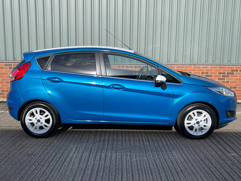 Ford Fiesta 1.25 Zetec Blue Edition Euro 6 5dr