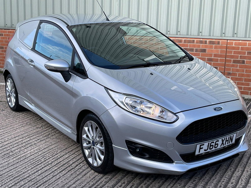 Ford Fiesta Van 1.5 TDCi Sport Panel Van 3dr