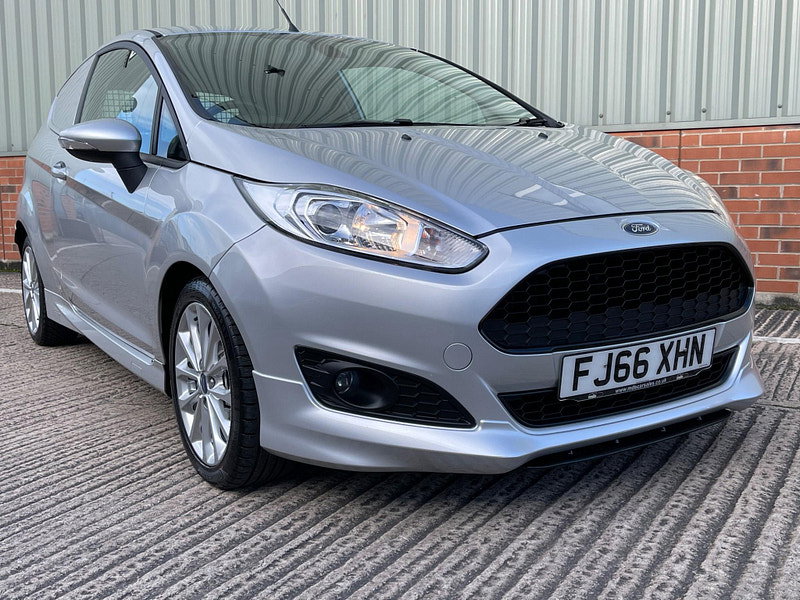 Ford Fiesta Van 1.5 TDCi Sport Panel Van 3dr