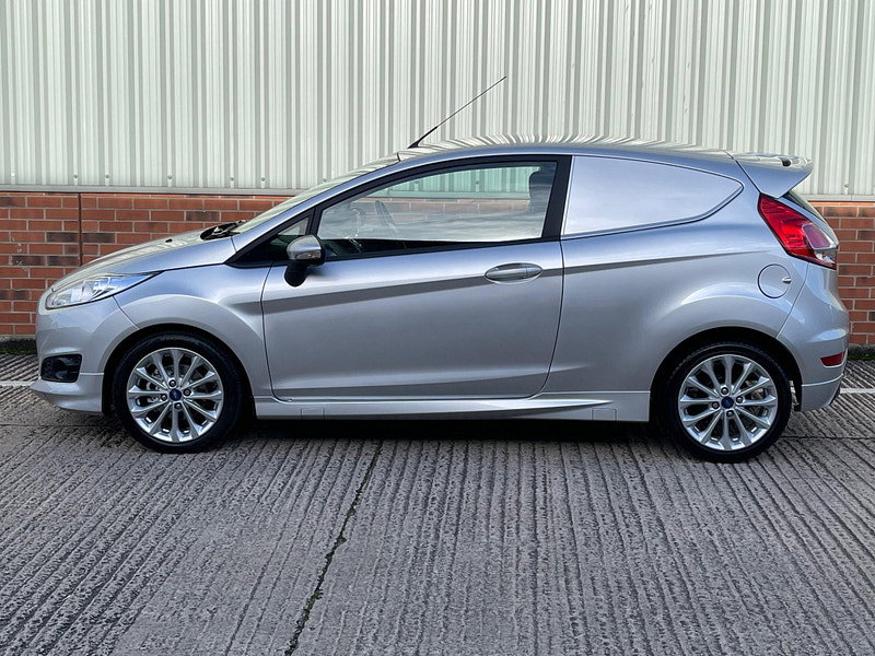 Ford Fiesta Van 1.5 TDCi Sport Panel Van 3dr