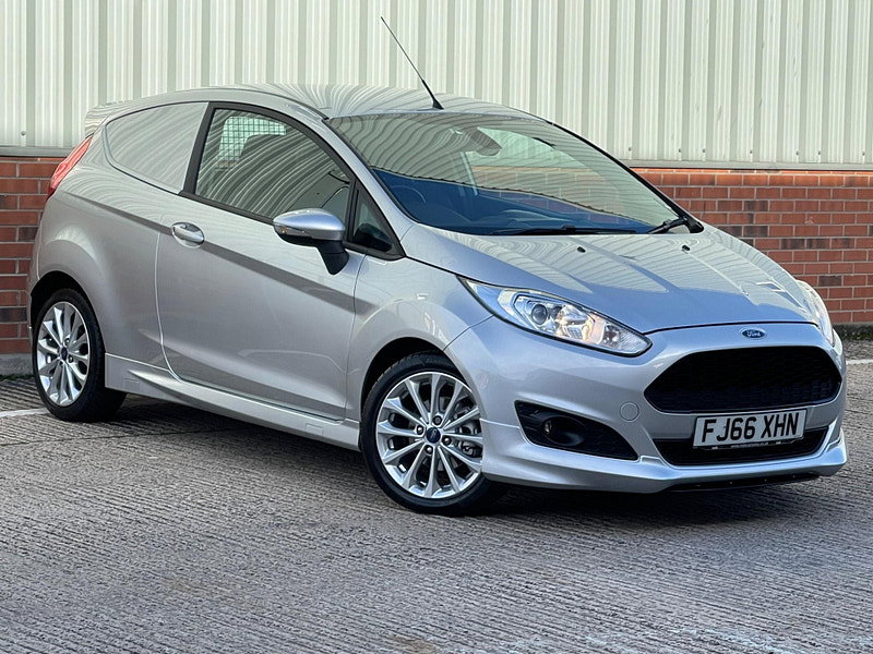 Ford Fiesta Van 1.5 TDCi Sport Panel Van 3dr