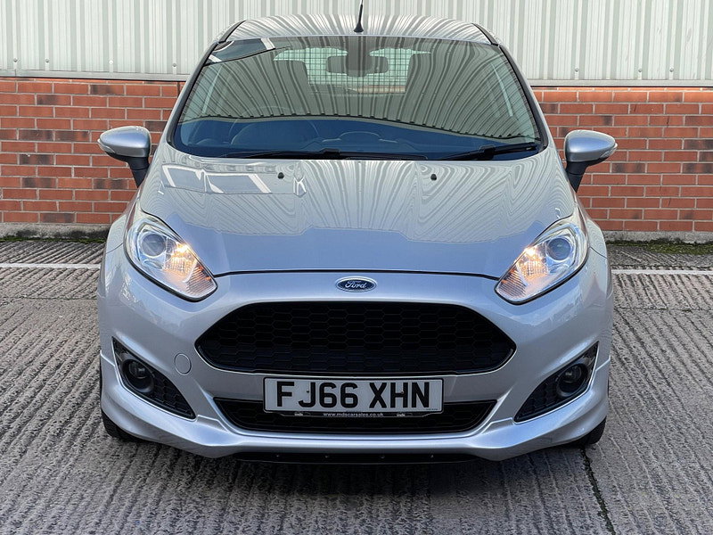 Ford Fiesta Van 1.5 TDCi Sport Panel Van 3dr