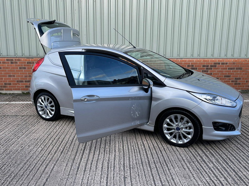 Ford Fiesta Van 1.5 TDCi Sport Panel Van 3dr