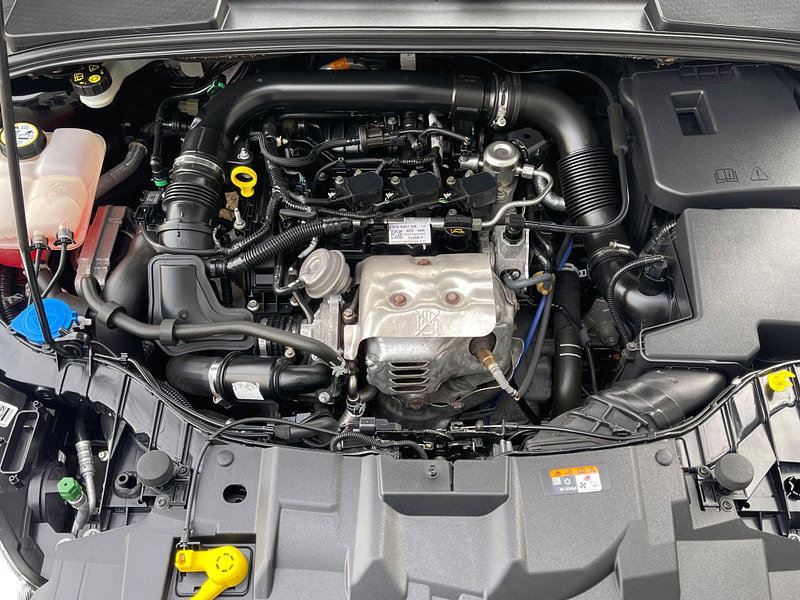 Ford Focus 1.0T EcoBoost Titanium X Euro 6 (s/s) 5dr