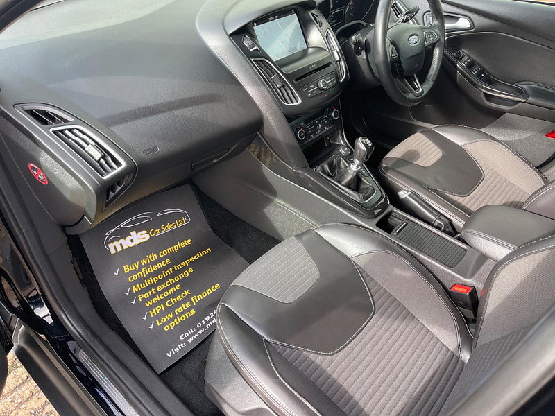 Ford Focus 1.0T EcoBoost Titanium X Euro 6 (s/s) 5dr