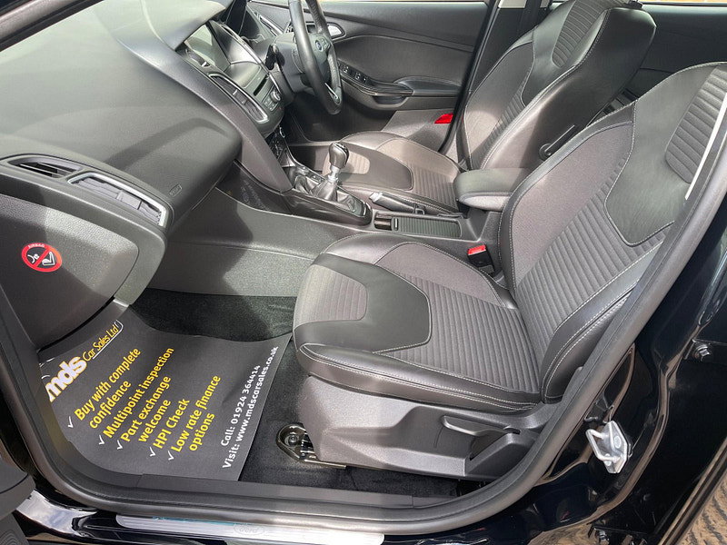 Ford Focus 1.0T EcoBoost Titanium X Euro 6 (s/s) 5dr