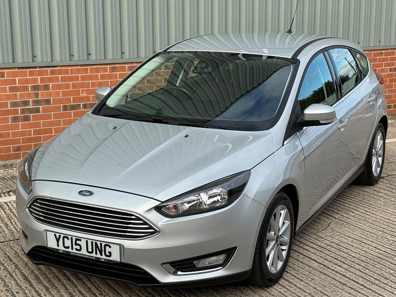 Ford Focus 1.0T EcoBoost Titanium Euro 6 (s/s) 5dr