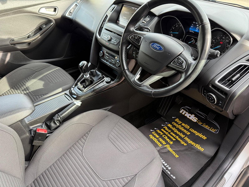 Ford Focus 1.0T EcoBoost Titanium Euro 6 (s/s) 5dr
