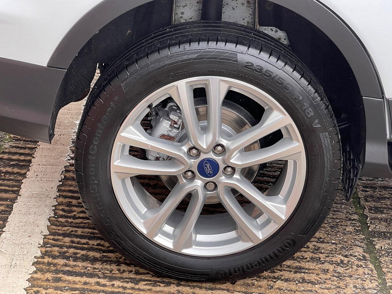 Ford Kuga 1.5T EcoBoost Titanium Auto AWD Euro 6 (s/s) 5dr
