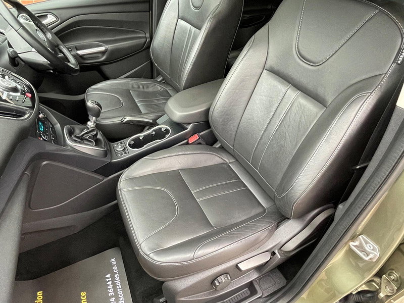 Ford Kuga 2.0 TDCi Titanium X AWD Euro 5 5dr