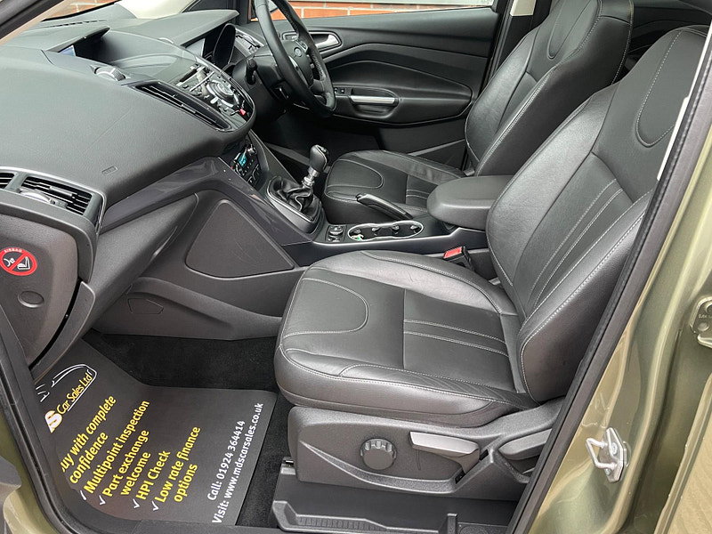 Ford Kuga 2.0 TDCi Titanium X AWD Euro 5 5dr