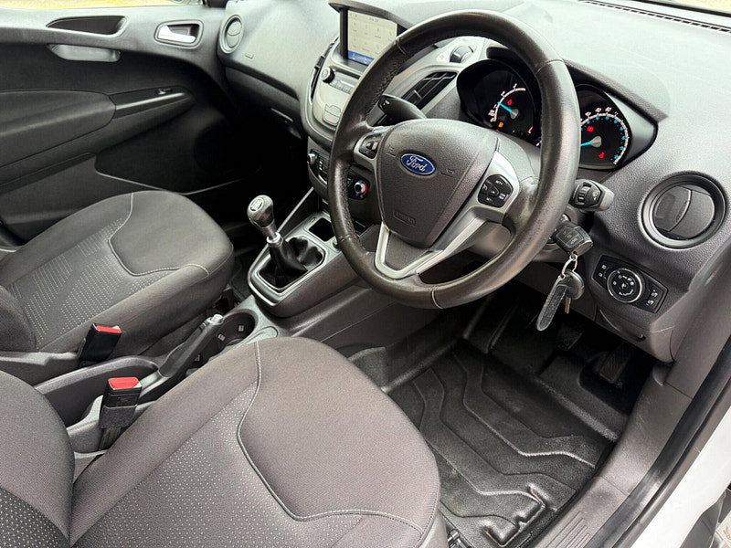 Ford Transit Courier 1.0 EcoBoost Limited L1 Euro 6 5dr