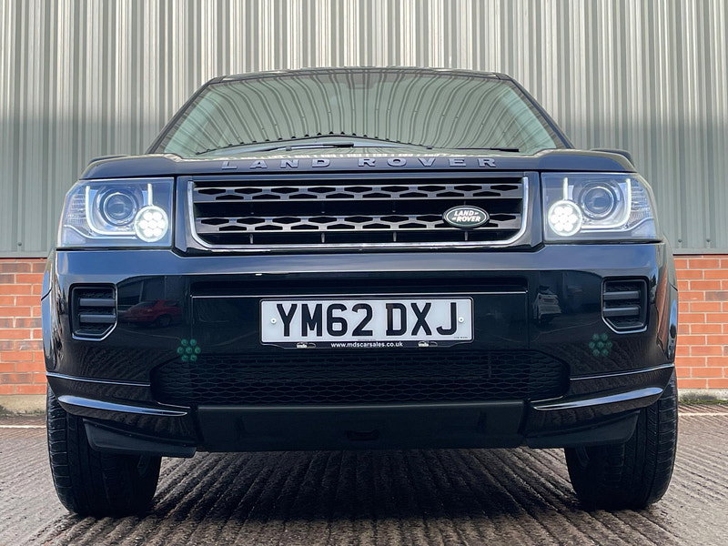 Land Rover Freelander 2 2.2 TD4 Black and White 4WD Euro 5 (s/s) 5dr