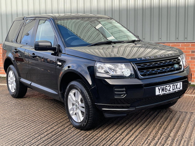 Land Rover Freelander 2 2.2 TD4 Black and White 4WD Euro 5 (s/s) 5dr