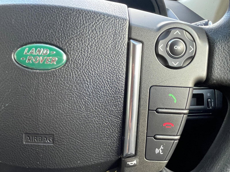 Land Rover Freelander 2 2.2 TD4 Black and White 4WD Euro 5 (s/s) 5dr