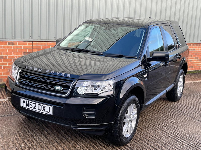 Land Rover Freelander 2 2.2 TD4 Black and White 4WD Euro 5 (s/s) 5dr