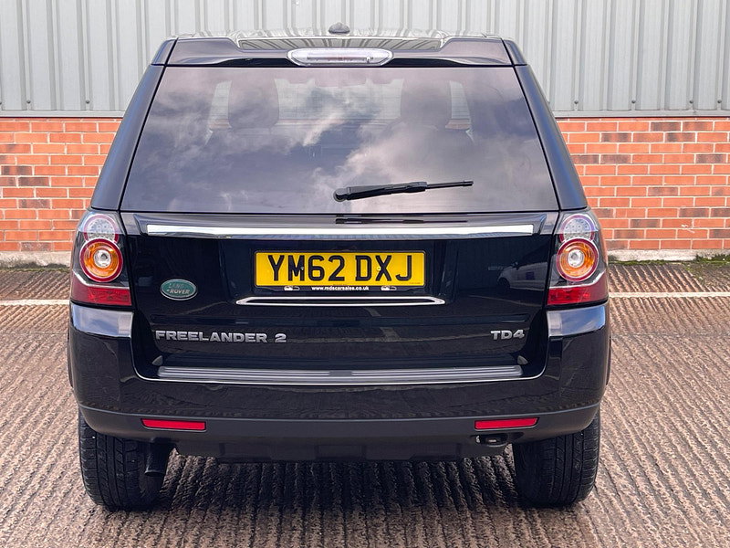 Land Rover Freelander 2 2.2 TD4 Black and White 4WD Euro 5 (s/s) 5dr