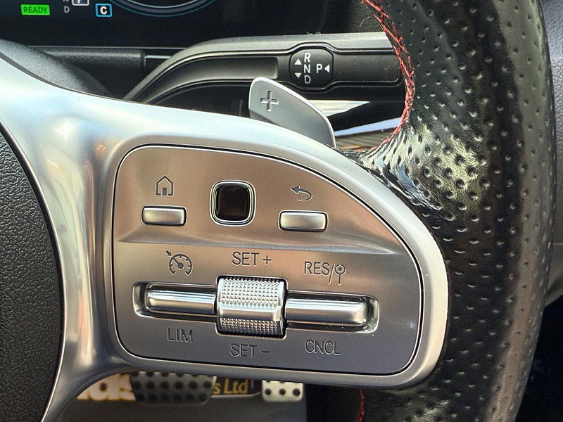 Mercedes-Benz EQA EQA 250 66.5kWh AMG Line Auto 5dr