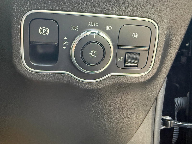 Mercedes-Benz EQA EQA 250 66.5kWh AMG Line Auto 5dr