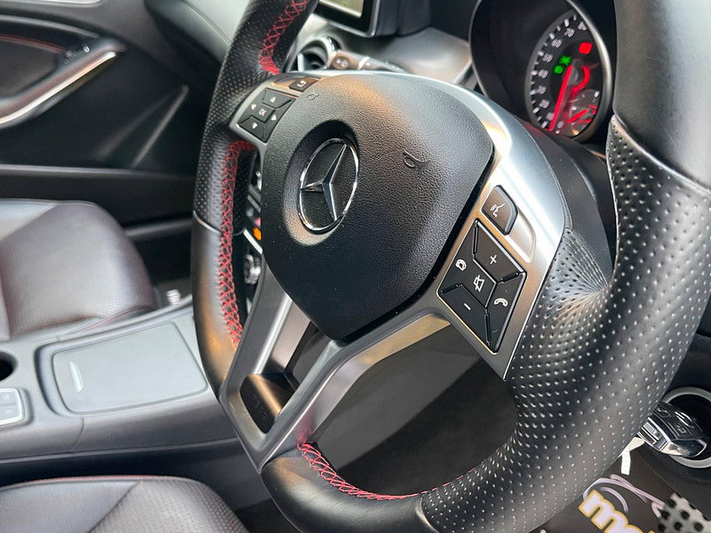 Mercedes-Benz GLA 2.0 GLA250 AMG Line 7G-DCT 4MATIC Euro 6 (s/s) 5dr
