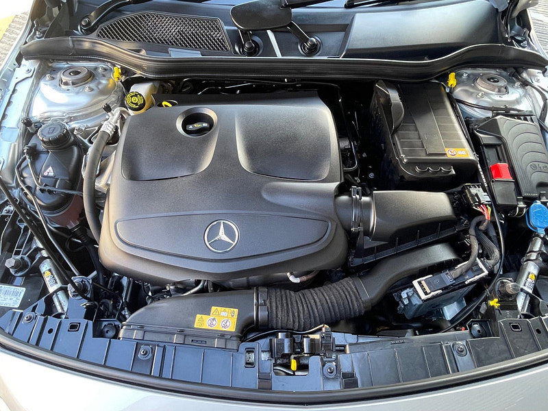 Mercedes-Benz GLA 2.0 GLA250 AMG Line 7G-DCT 4MATIC Euro 6 (s/s) 5dr