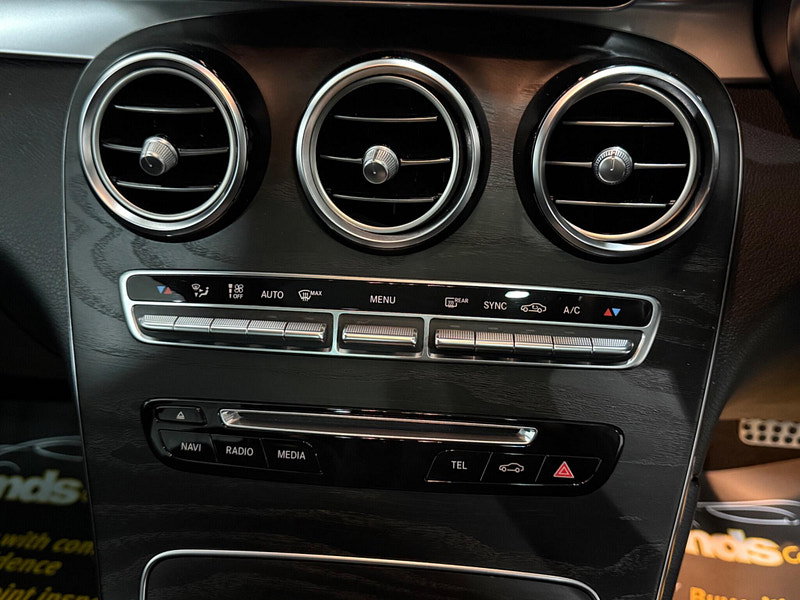 Mercedes-Benz GLC 2.1 GLC250d AMG Line (Premium) G-Tronic 4MATIC Euro 6 (s/s) 5dr